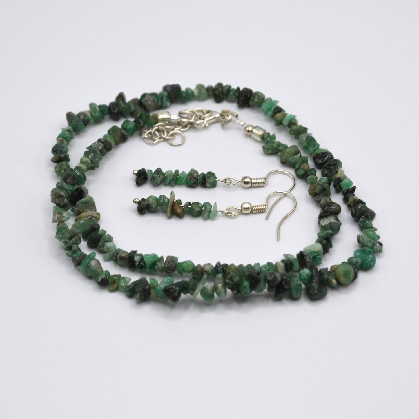 Emerald Chips Necklace and Earring Set (19.5 inch)